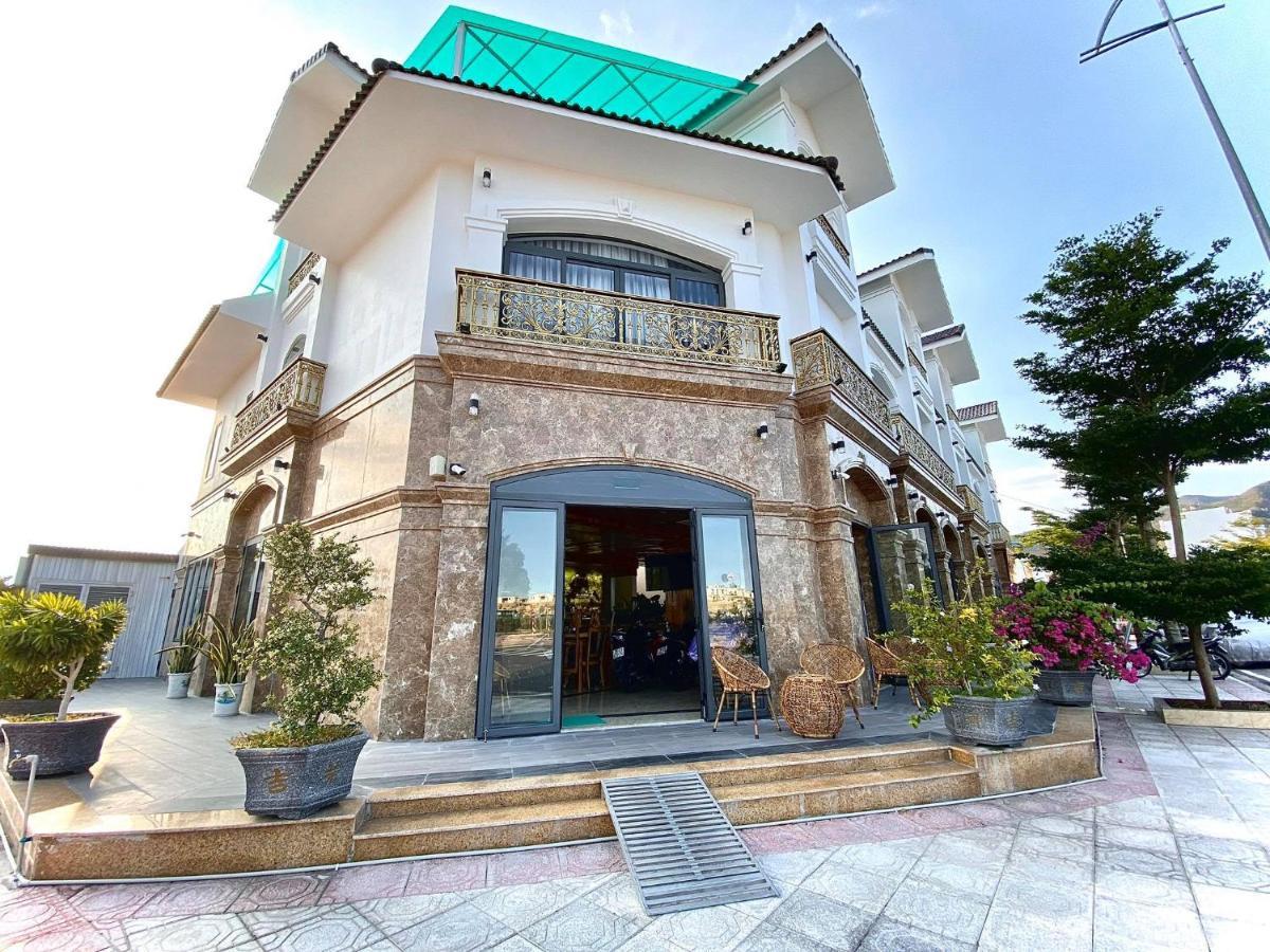 Cong Thanh Long Beach Cam Lam Luaran gambar
